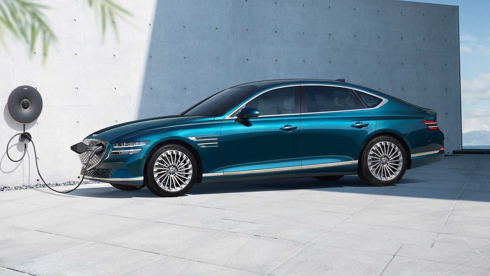 Genesis Electrified G80 With Solar Roof